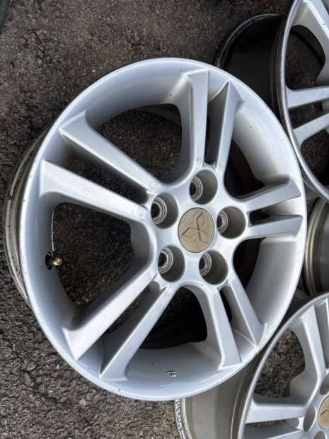 Mitsubishi 5x114.3 16" gyári Enkei