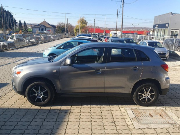 Mitsubishi ASX 1.6 Mivec Invite 167000km klima...