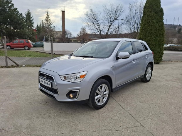 Mitsubishi ASX 1.6 Mivec Invite 2WD 114ekm.Temp...