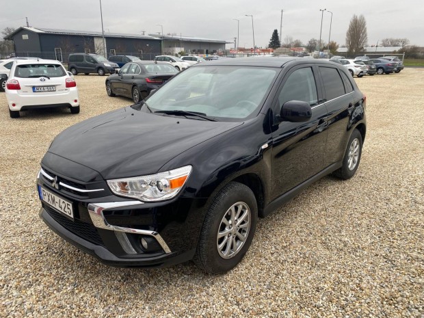 Mitsubishi ASX 1.6 Mivec Invite 2WD 1.Tulajtl....