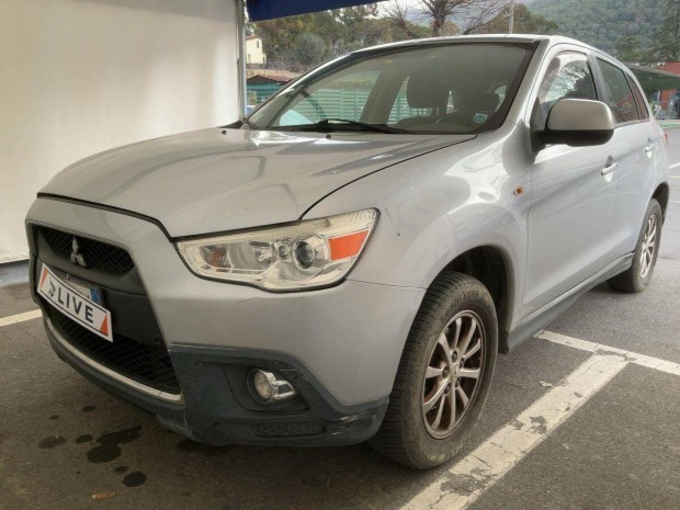 Mitsubishi ASX 1.6 Mivec Invite 3 �v kiterjeszt...