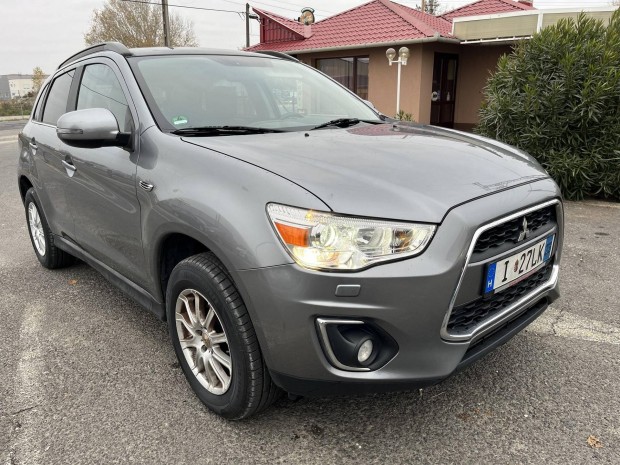 Mitsubishi ASX 2.2 DI-D Instyle Navi 4WD (Autom...