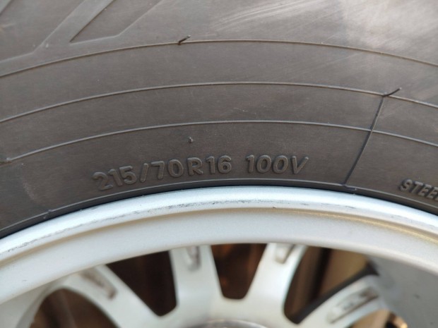 Mitsubishi Asx ny�ri gumi felnivel elad�