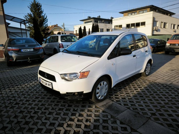 Mitsubishi COLT 1.1 Inform