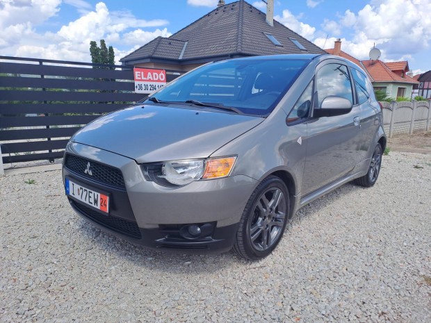 Mitsubishi COLT 1.1 Inform Cleartec Nagyon Megk...