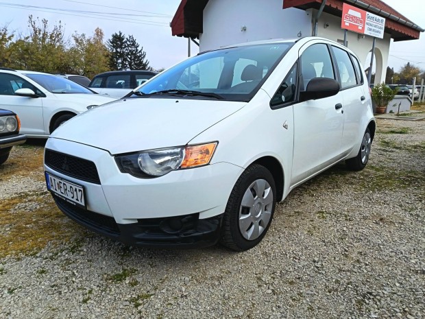 Mitsubishi COLT 1.1i.Klma 2013vj