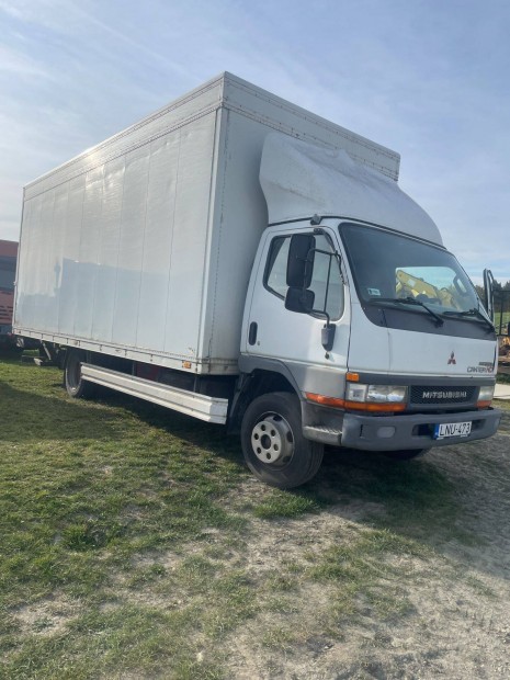 Mitsubishi Canter 75
