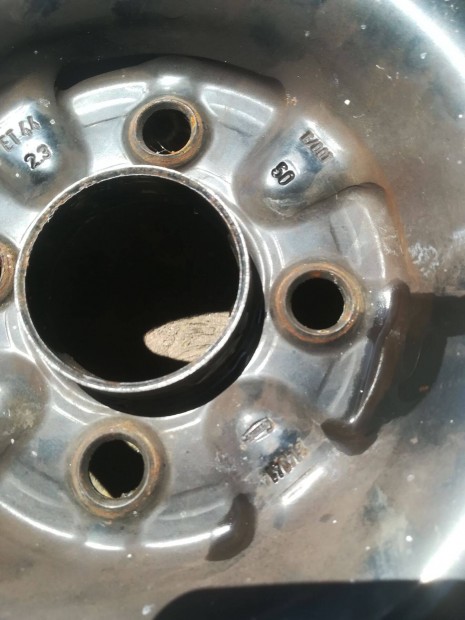 Mitsubishi Carisma 14" lemezfelni 4db