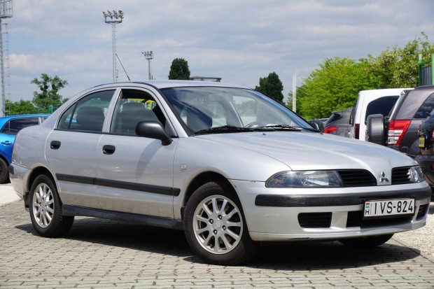 Mitsubishi Carisma 1.6 Classic Klima Friss Vizs...