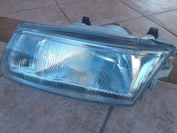 Mitsubishi Carisma 1.9 F8QT bal fényszóró