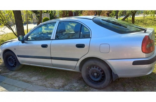 Mitsubishi Carisma