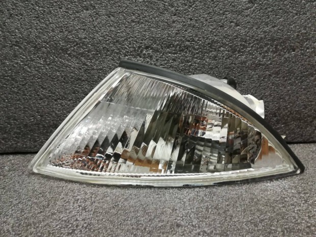 Mitsubishi Carisma villogó bal 1995 -> 1998