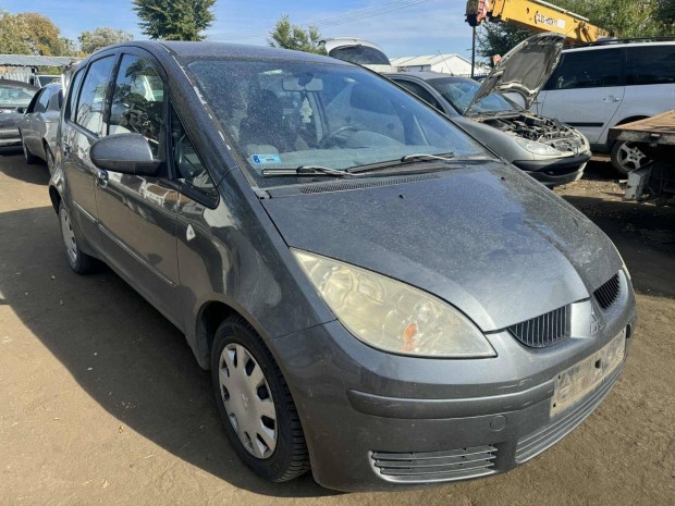 Mitsubishi Colt 1.5D -6399- bontott alkatrészek