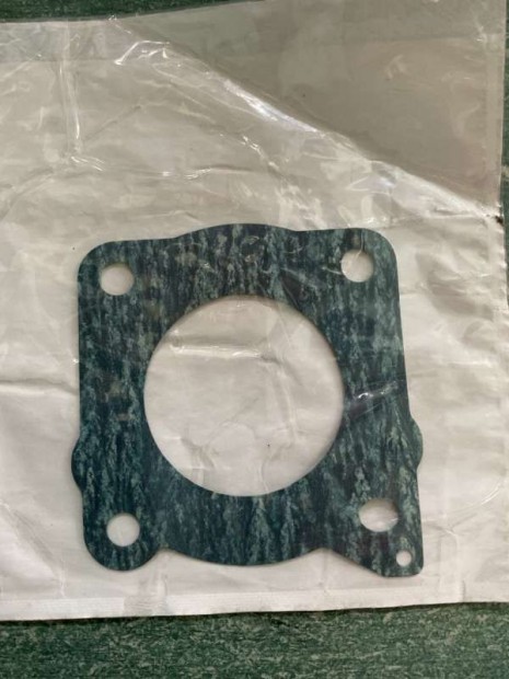 Mitsubishi Colt Carisma Pajero fojtszelephz tmts MD312454