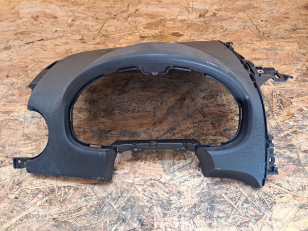 Mitsubishi Colt VI (2002-2010) Kilom�ter�ra Keret