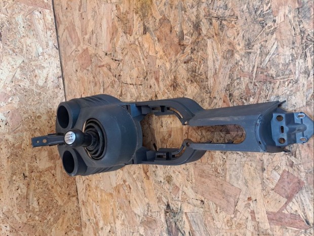 Mitsubishi Colt VI (2002-2010) K�z�p Box