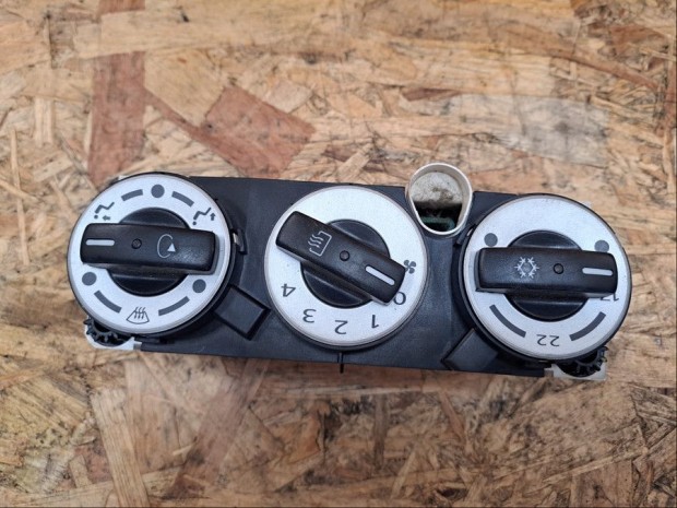 Mitsubishi Colt VI (2002-2010)  F�t�skapcsol� Kl�m�s