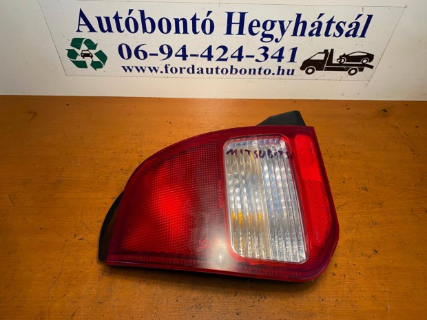 Mitsubishi Colt V 1.6B (95-02) jobb hátsó lámpa