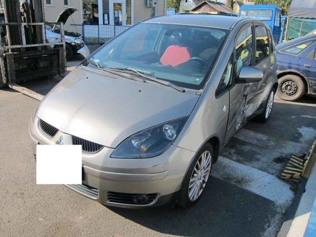 Mitsubishi Colt bontott használt alkatrészek eladók