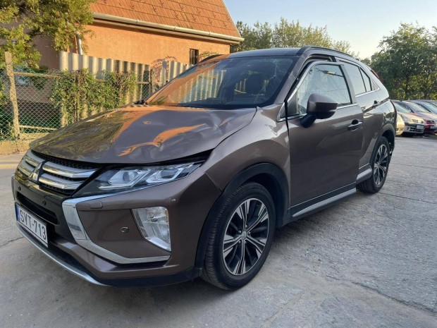 Mitsubishi Eclipse Cross 1.5 T-Mivec Instyle 4W...