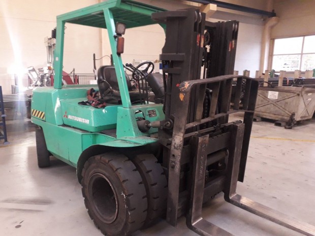 Mitsubishi FK50D targonca 5t