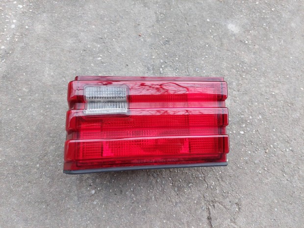 Mitsubishi Galant 1989-1993 jobb h�ts� gy�ri l�mpa