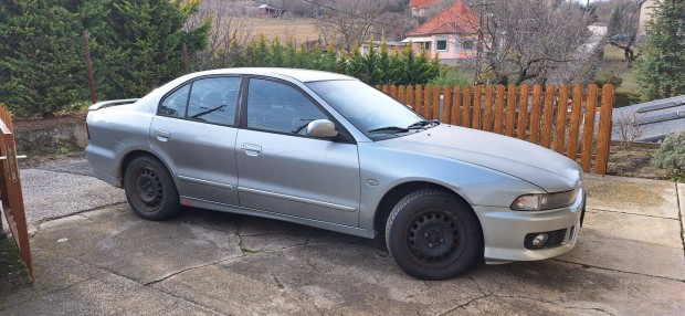Mitsubishi Galant elad�