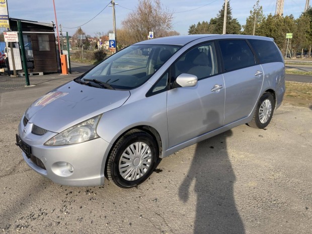 Mitsubishi Grandis 2.0 DI-D Inform 6 szem�lyes....