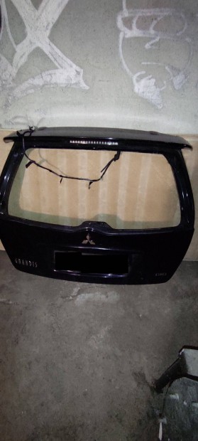 Mitsubishi Grandis csomagtr(5.) ajt