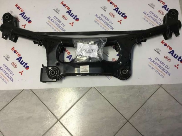 Mitsubishi Grandis hátsó bölcső 4100A011