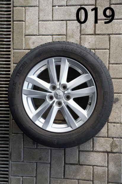 Mitsubishi Knnyfm felni