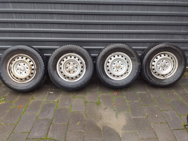 Mitsubishi L200 6x139,7 235/70 R16 kerkgarnitra