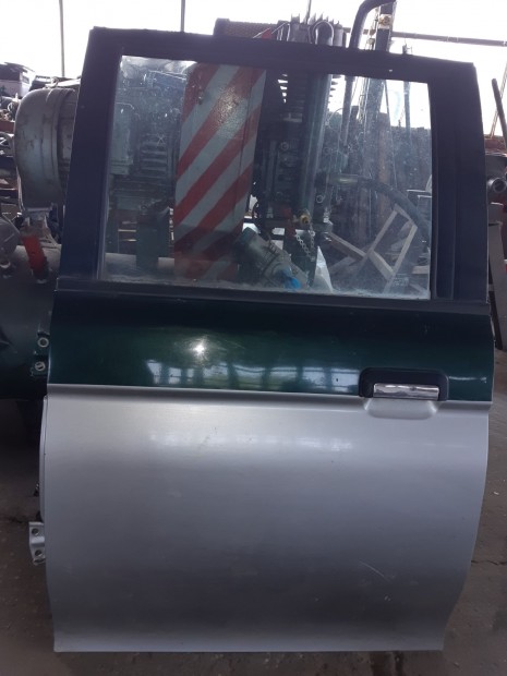 Mitsubishi L200 98-05 Bal H�ts� Ajt�