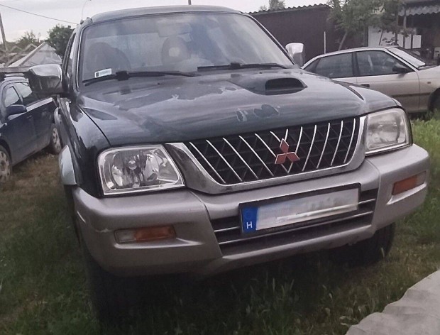 Mitsubishi L200 Friss műszakival
