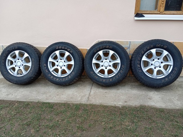 Mitsubishi L200 Pajero 6x139.7 R16 terepjr felni garnitra elad!