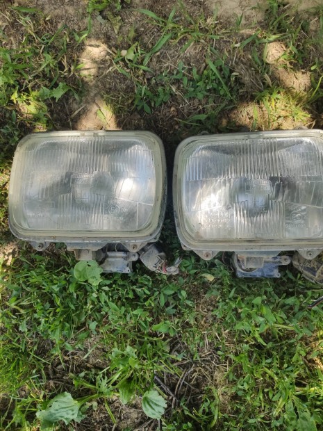 Mitsubishi L200 első lámpák 1996.