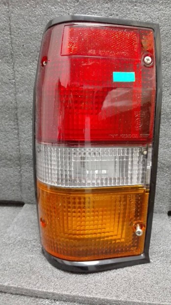 Mitsubishi L200 htslmpa jobb 1987 -> 1995 fe kerettel