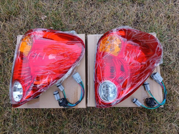 Mitsubishi L200 új utángyártott jobb hátsó lámpa