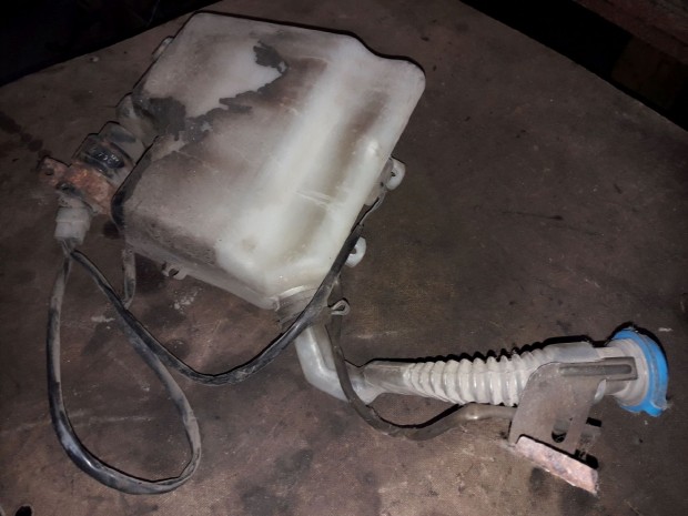 Mitsubishi L300 Ablakmos� Tart�ly + Ablakmos� Szivatty�