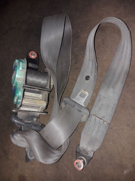 Mitsubishi L300 Bal Els� Biztons�gi �v