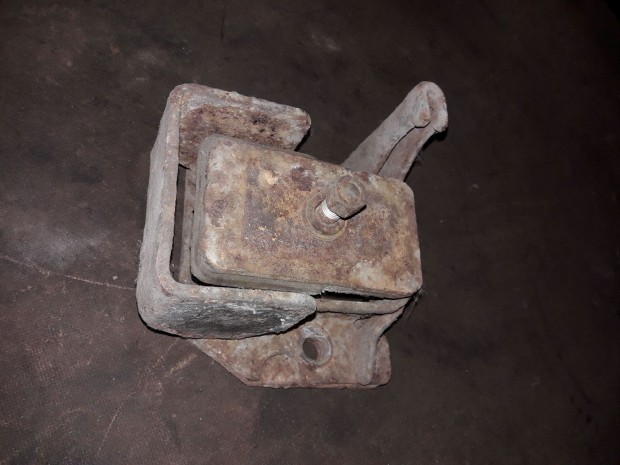 Mitsubishi L300 Bal Motortart� Bak