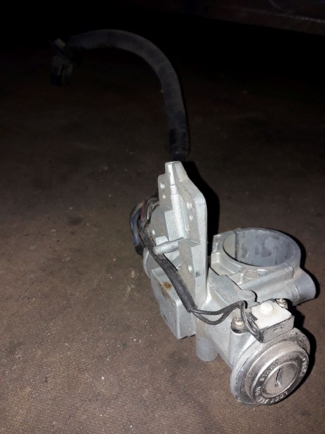 Mitsubishi L300 Gy�jt�skapcsol�