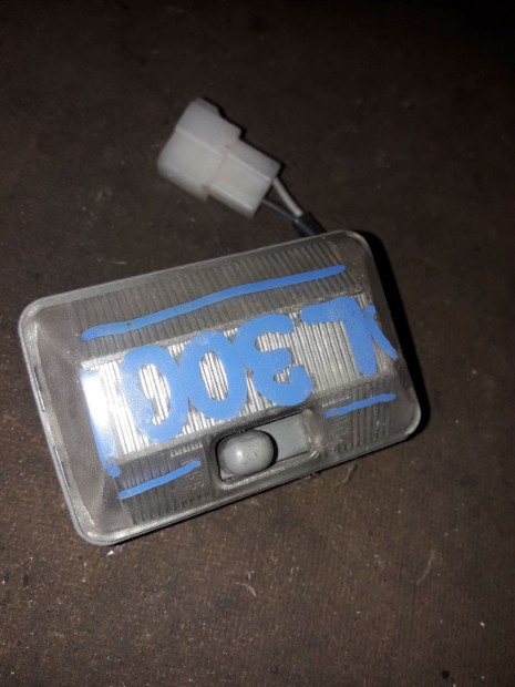 Mitsubishi L300 Olvas�l�mpa