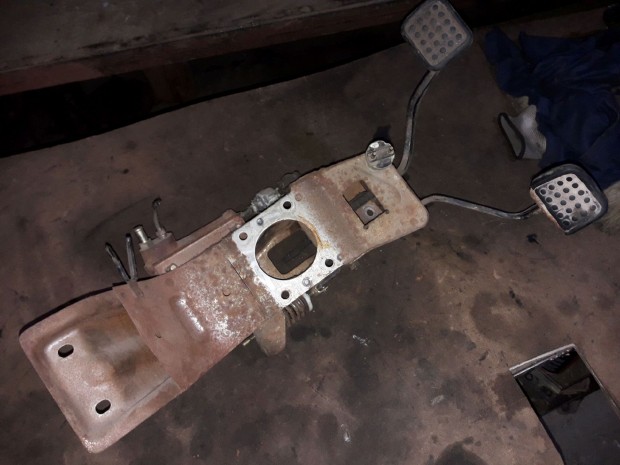 Mitsubishi L300 Ped�lsor: Kuplung + F�k