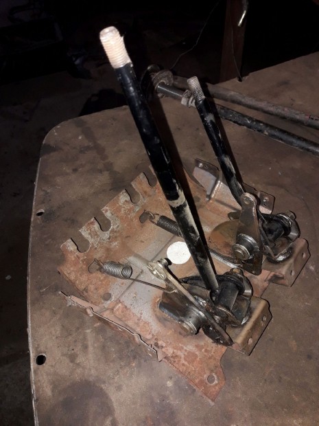 Mitsubishi L300 V�lt� Kulissza