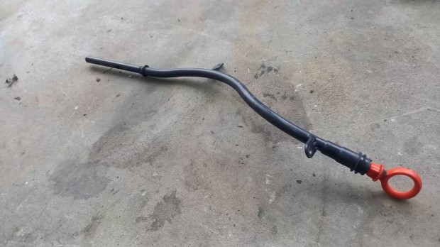 Mitsubishi LANCER OUTLANDER N�v�p�lca olajszint m�r� p�lca tart� 5686