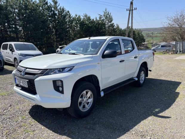 Mitsubishi L 200 2.2 D Invite 50000KM Azonnal M...