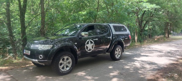 Mitsubishi L 200 Pick Up 2.5 D DC Instyle Navi...