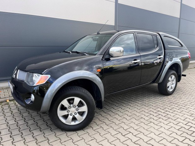 Mitsubishi L 200 Pick Up 2.5 TD DC Instyle Spor...