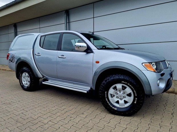 Mitsubishi L 200 Pick Up 2.5 TD DC Instyle (Aut...
